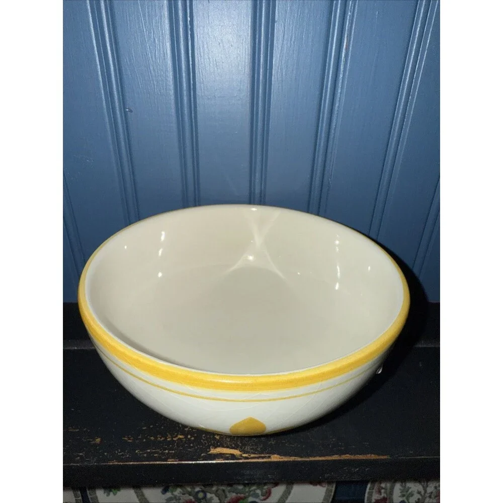Williams Sonoma Fleur De Lis Yellow Gold Footed Soup Cereal Bowl